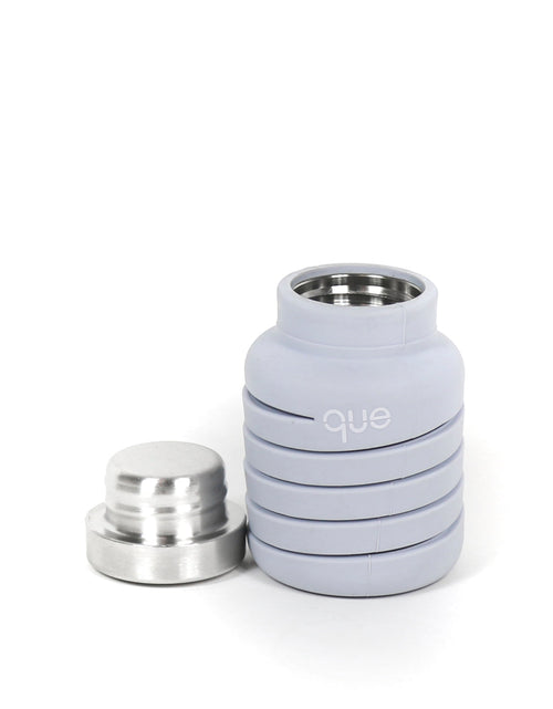 Load image into Gallery viewer, The Collapsible Water Bottle by que Bottle
