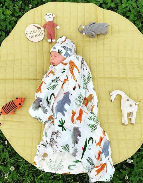 Load image into Gallery viewer, Giraffe Baby Toy - Organic Newborn Rattle by Estella
