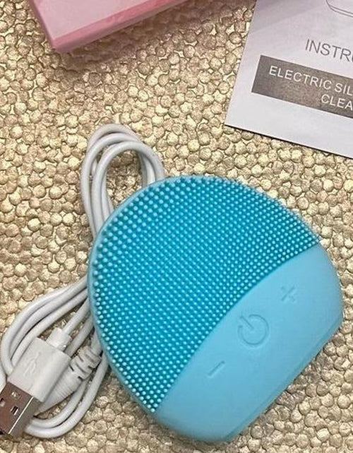 Load image into Gallery viewer, Rechargeable Facial Cleansing Brush by BeNat
