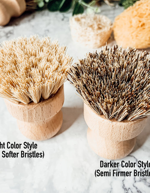 Load image into Gallery viewer, Natural Sisal Brush by Gia Roma
