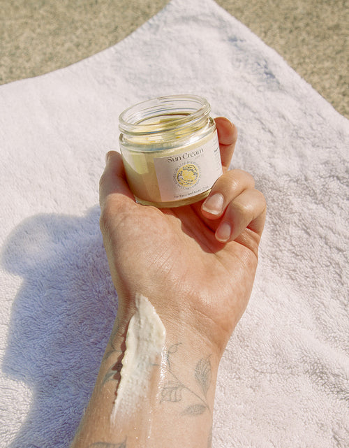 Load image into Gallery viewer, Sun Cream by Circular Bodies
