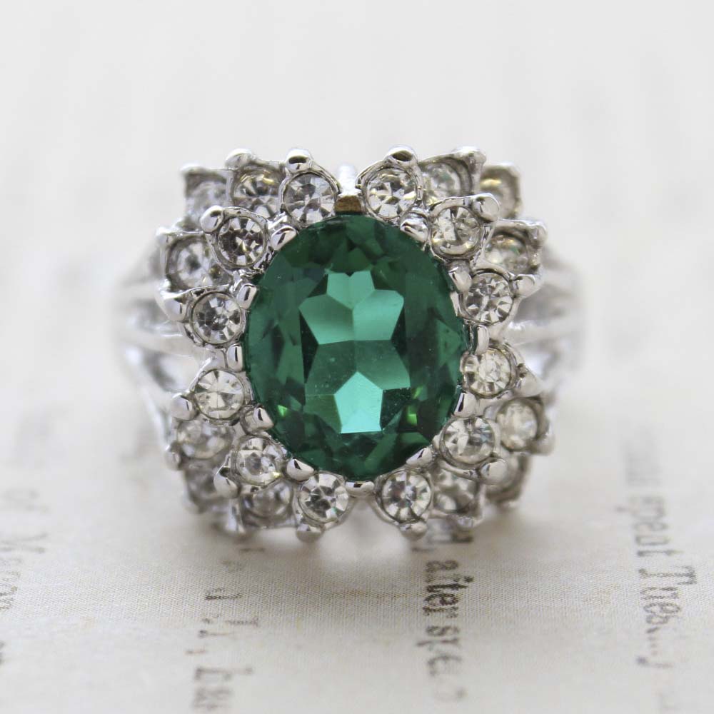 Vintage Emerald Green Crystal Cabochon Stone & Clear Crystal Ring in 18kt Yellow Gold Electroplate by PVD Vintage Jewelry