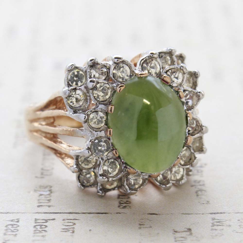 Vintage Emerald Green Crystal Cabochon Stone & Clear Crystal Ring in 18kt Yellow Gold Electroplate by PVD Vintage Jewelry