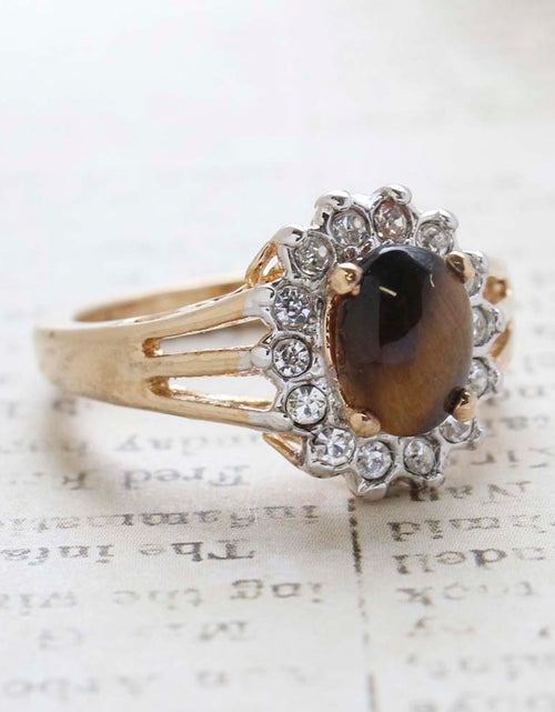 Load image into Gallery viewer, Vintage Jewelry Genuine Stone or Crystal Surrounded by Clear Austrian Crystals Ring Made in the USA by PVD Vintage Jewelry

