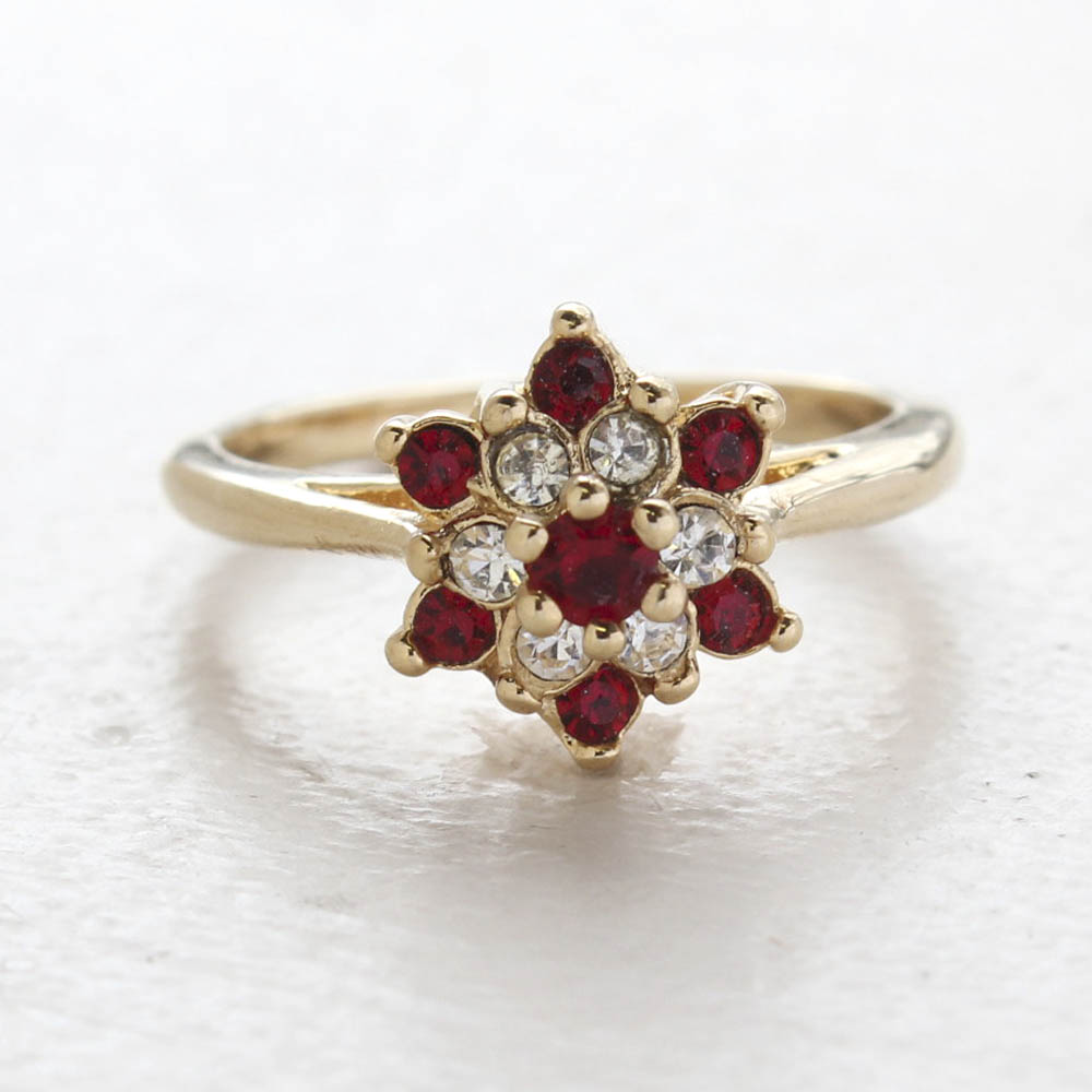 Vintage Rose and Amethyst Austrian Crystal Star Ring 18k Yellow Gold Electroplate Made in the USA by PVD Vintage Jewelry