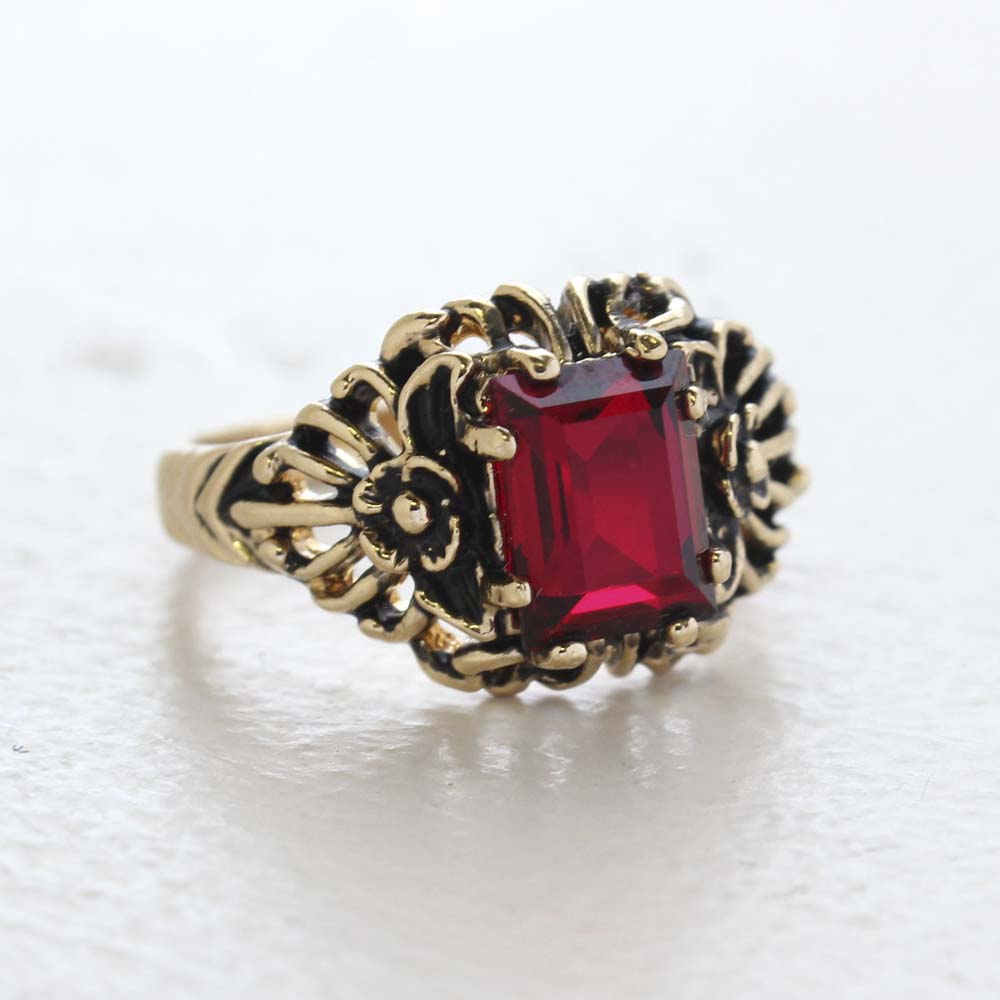 Vintage Ring Emerald Cut Emerald Austrian Crystal 18kt Antiqued Yellow Gold Plated Filligree Ring by PVD Vintage Jewelry