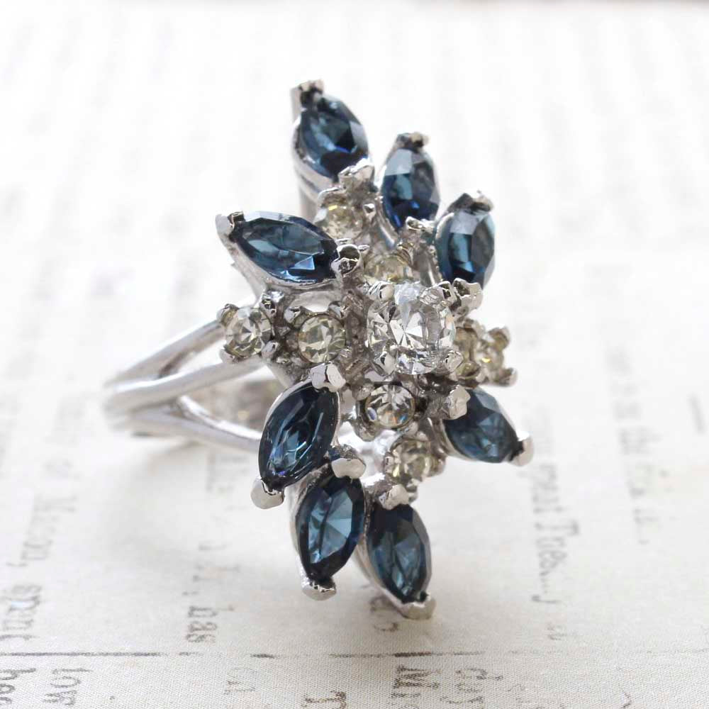 Vintage Jewelry Austrian Crystal Cocktail Ring 18k White Gold Electroplated by PVD Vintage Jewelry