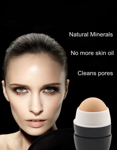 Load image into Gallery viewer, Volcanic Stone Oil-Absorbing Face Roller by BeNat

