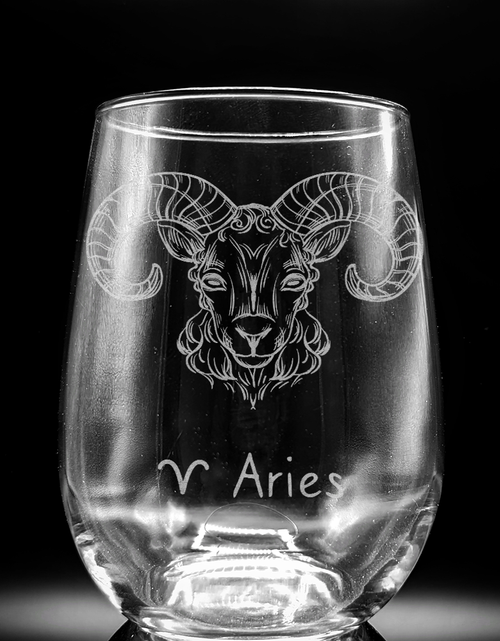 Load image into Gallery viewer, ZODIAC Wine Glasses by LumEngrave
