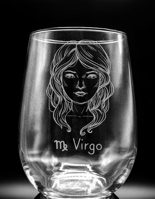 Load image into Gallery viewer, ZODIAC Wine Glasses by LumEngrave
