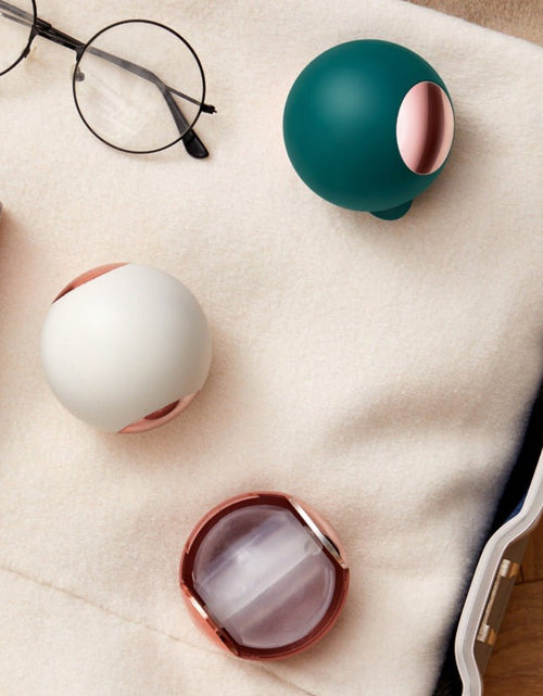 Load image into Gallery viewer, Washable Reusable Lint Remover Ball by Multitasky
