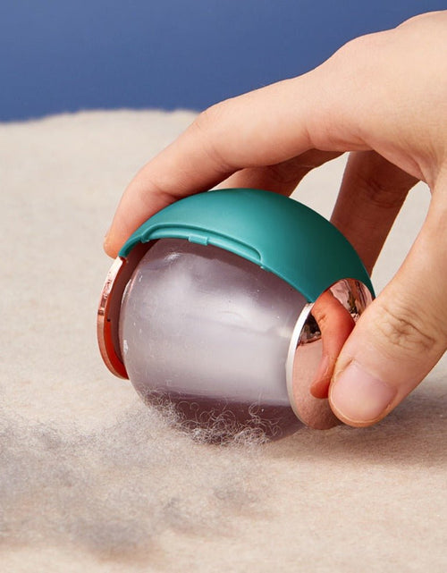 Load image into Gallery viewer, Washable Reusable Lint Remover Ball by Multitasky
