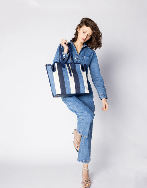 Load image into Gallery viewer, Juliana Tote Bag and Wristlet Set by MKF Collection by Mia K.
